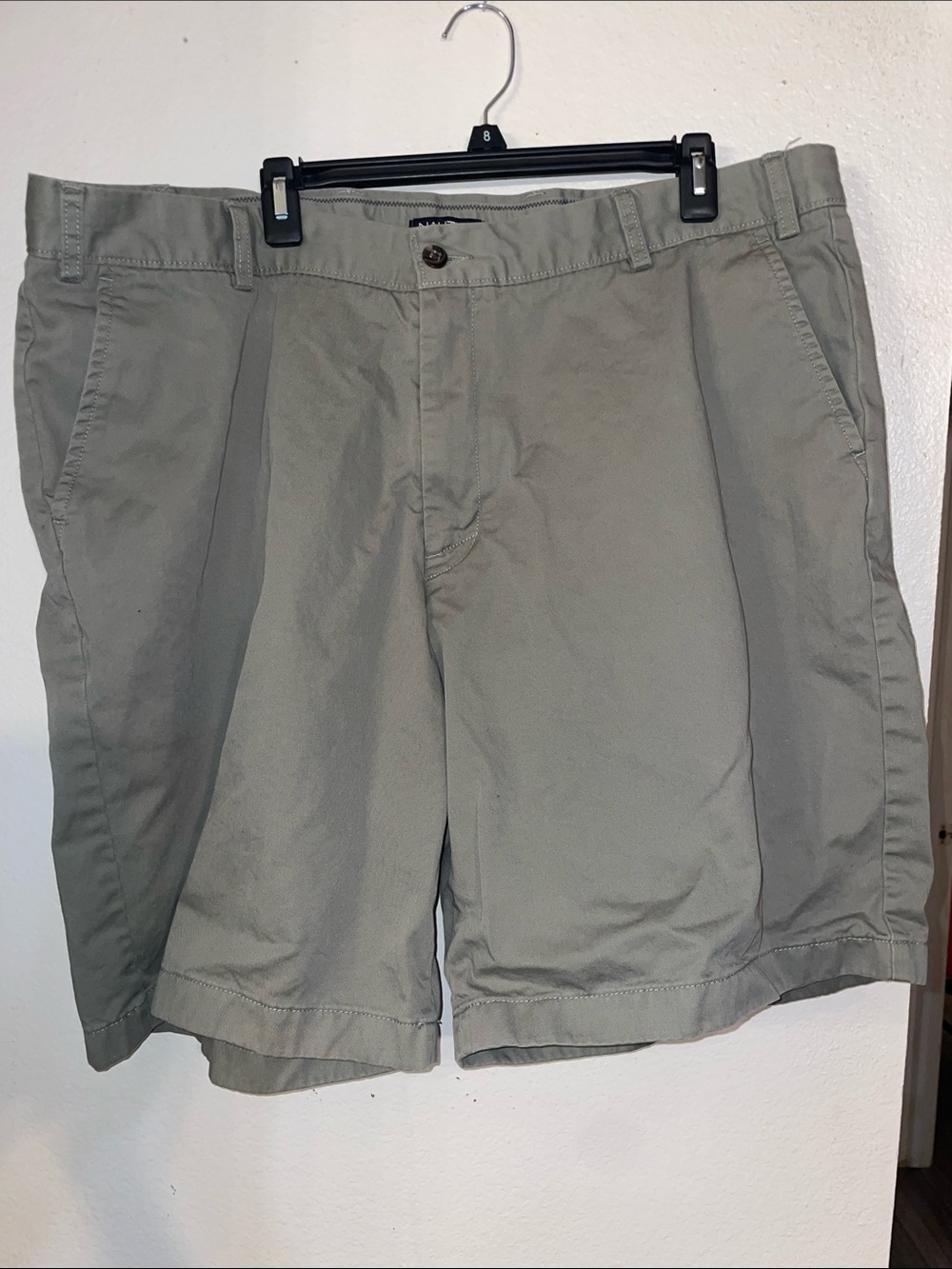 Nautica Men's Sage Green Flat-Front Cotton Shorts